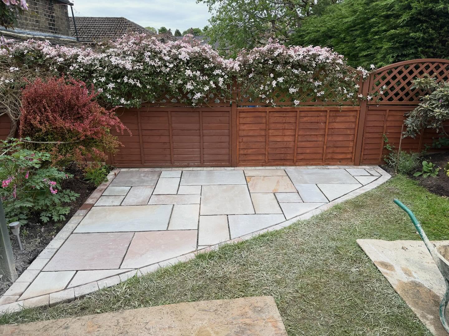 Finished patio and fencing garden project
